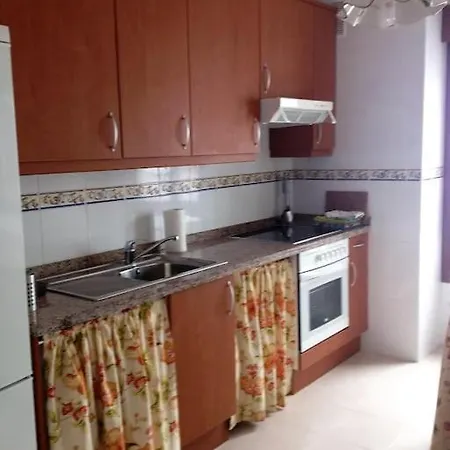 アパート Amplio Y Acogedor Piso Con Garaje En Nueva