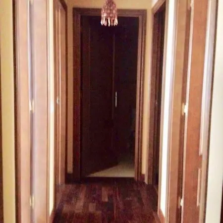 アパート Amplio Y Acogedor Piso Con Garaje En Nueva *